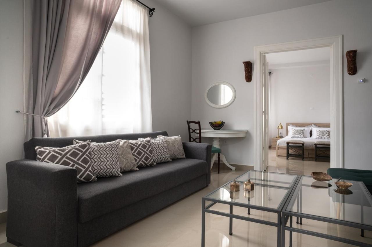 Polytimon, An Athenian Neoclassical Apartment Экстерьер фото