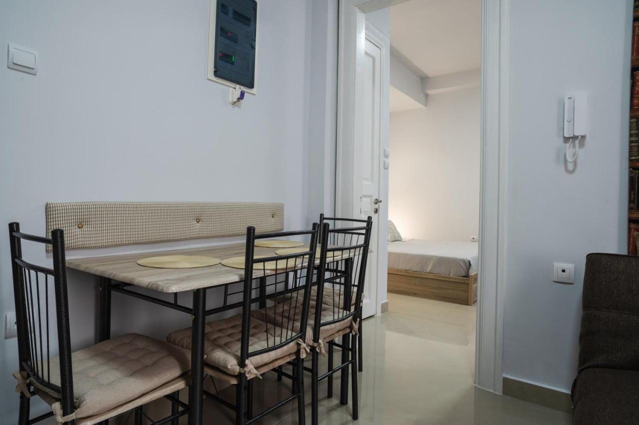 Polytimon, An Athenian Neoclassical Apartment Экстерьер фото