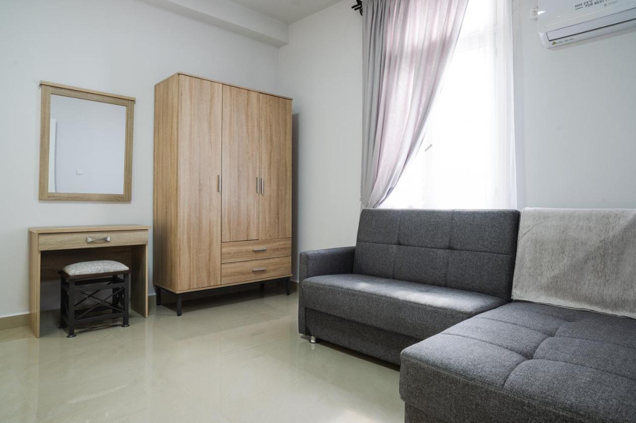 Polytimon, An Athenian Neoclassical Apartment Экстерьер фото
