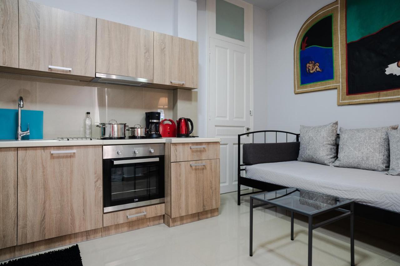 Polytimon, An Athenian Neoclassical Apartment Экстерьер фото