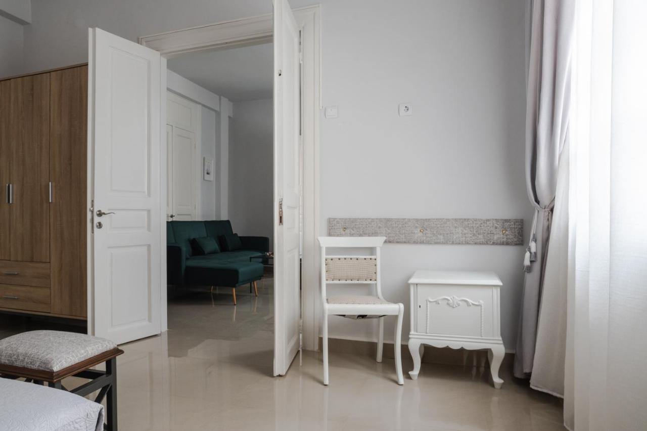 Polytimon, An Athenian Neoclassical Apartment Экстерьер фото